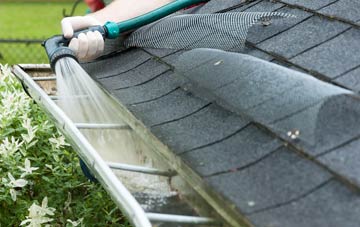 Hannington Wick gutter cleaning costs